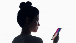 FaceID entsperrt das iPhone X. © Apple