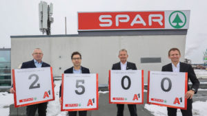 v.l.n.r.: SPAR ICS-Geschäftsführer Andreas Kranabitl, SPAR-Vorstand Mag. Markus Kaser, A1 CEO Marcus Grausam, A1 CCO Enterprise Martin Resel © A1