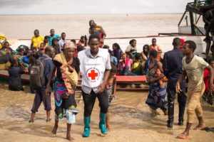 Durch den Klimawandel häufen sich Naturkatastrophen und Krankheitsausbrüche ©IFRC/Denis Onyodi