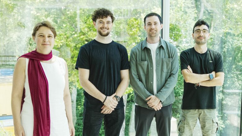 Das Syntropic Gründungsteam (vlnr): Prof. Sandra Siegert, CEO Mark Caffrey, CTO Jack O’Keeffe, and Head of Research Alessandro Venturino. © Syntropic Medical GmbH