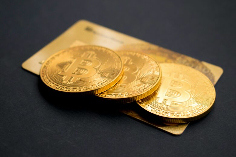 Bitcoin in Gold. © Dmytro Demidko auf Unsplash