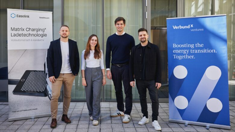 (v.l.n.r.) Gregor Eckard (Easelink), Sara Toth (Verbund X), Hermann Stockinger (Easelink), Peter Schiff (Verbund X) © Verbund